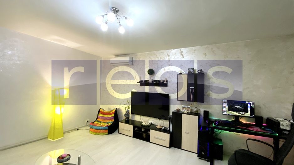 DE VANZARE APARTAMENT 3 CAMERE DECOMANDAT | ETAJ 1/4 | LOC PARCARE| DRUMUL SARII - Poză 3