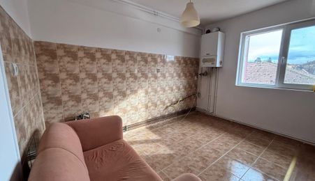 Apartament 2 camere | 50 MPU | Etaj 5 | Mansarda | Intabulata | Strand