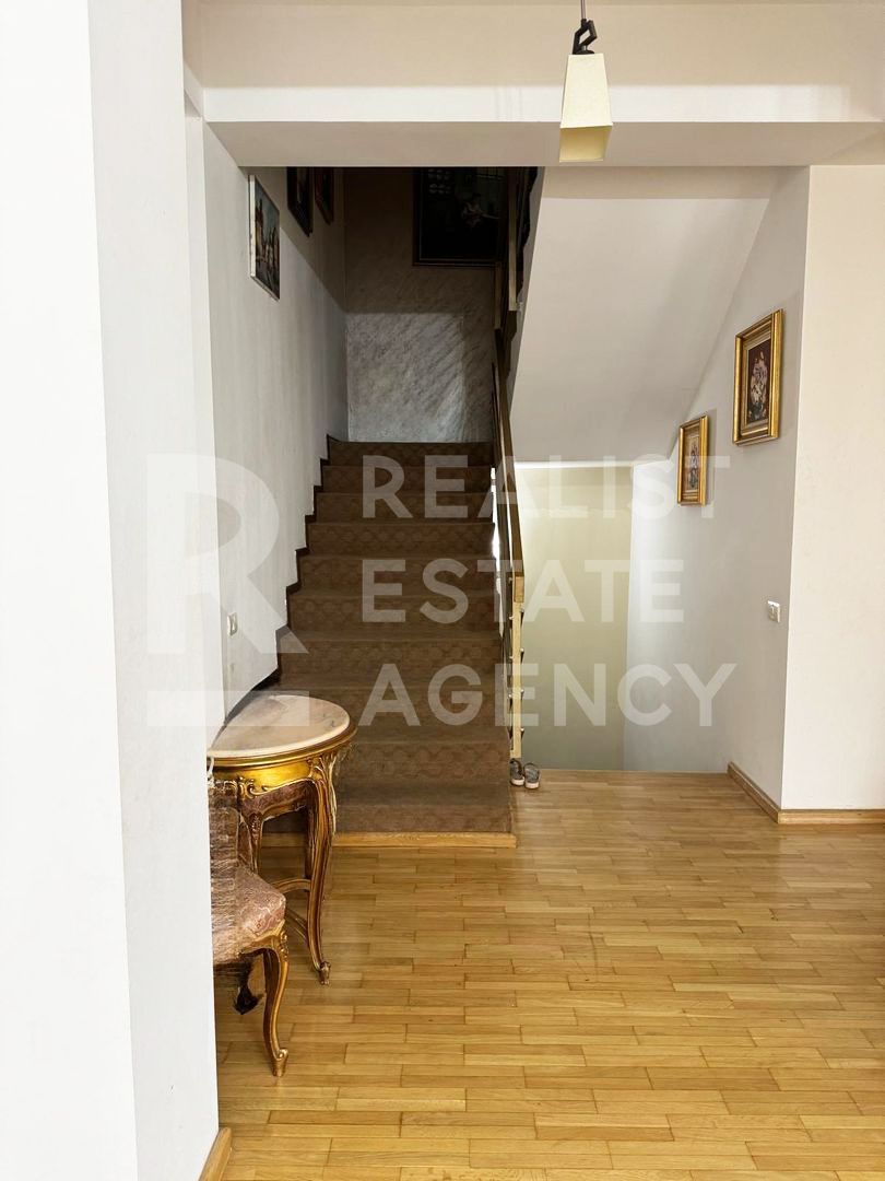 Chirie, casa cu 8 camere, Eroii Revoluției - Poză 6