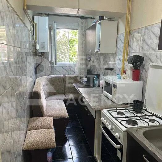 Vânzare, garsonieră în zona Militari Residence - Poză 4