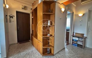 Apartament de vanzare cu 3 camere in zona Dacia Oradea - Poză 9