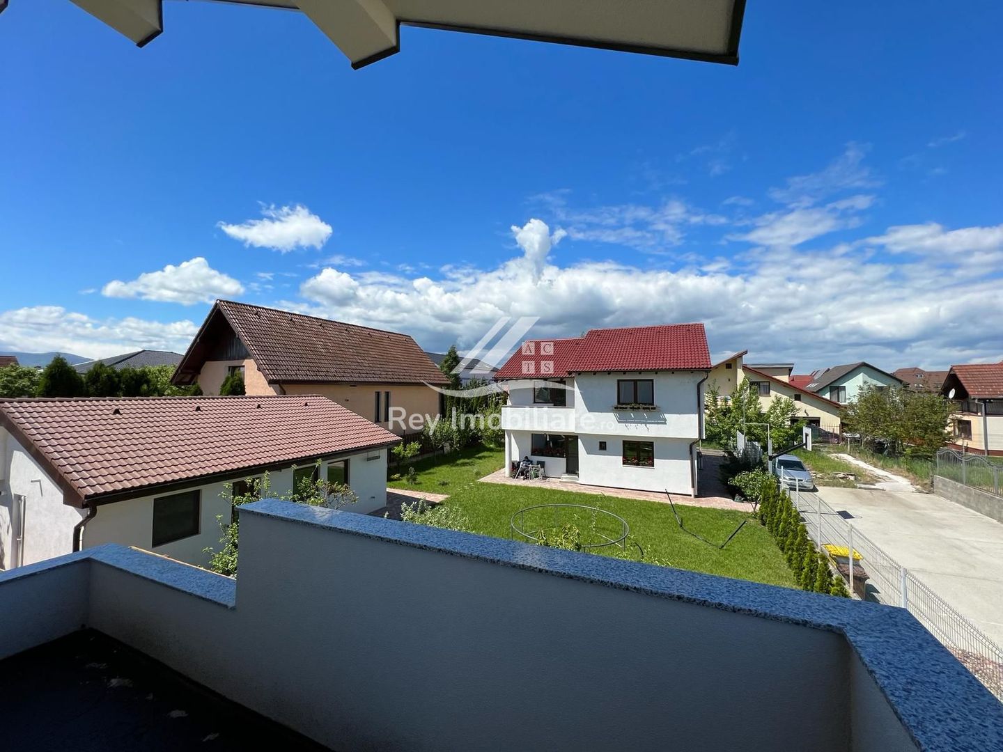 Casă construcție de Lux de vânzare în Șelimbar zonă bună - Poză 5