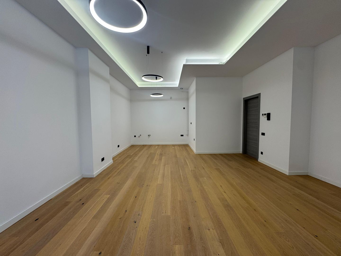 2 camere PREMIUM 85 mp - Poză 4