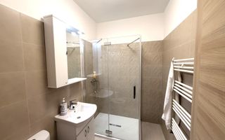 Apartament cu 2 camere,prima inchiriere, bloc nou,zona Bd. Metalurgiei - Poză 14