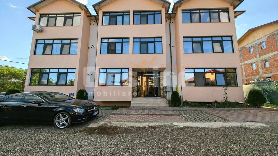 Apartament 2 camere + logie decomandat 62 mp Valea Adancă - Poză 1