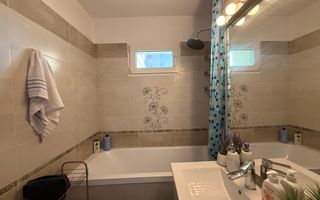 4 camere renovate, balcon generos, 4 min Metrou Obor - Poză 9