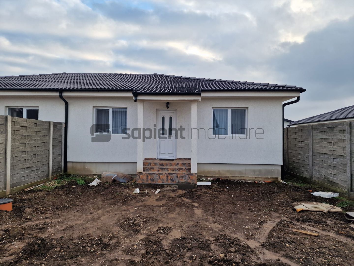 Casa Tip Duplex Nojorid - Poză 1