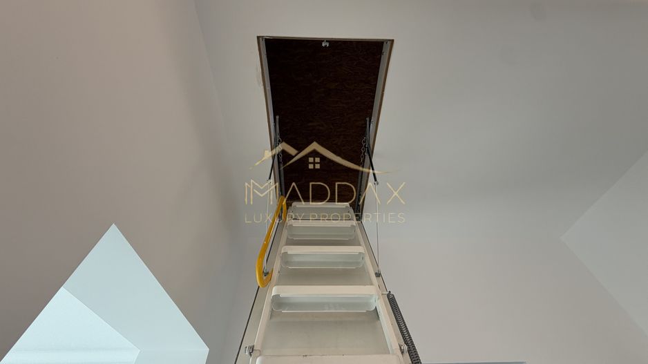 Vila individuala cu 6 camere // *224 mp* // 430mp teren // Pipera - Poză 27