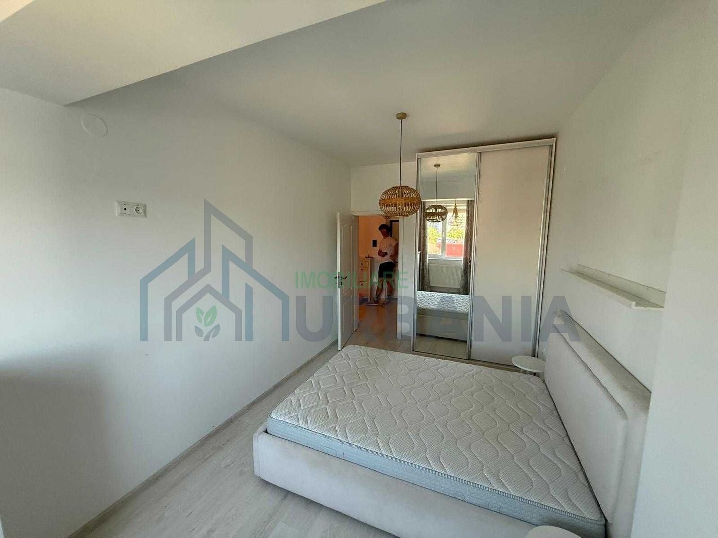 Apartament mobilat de închiriat pentru studenți UMF, 3 camere, Iași, zona Palas - Poză 4