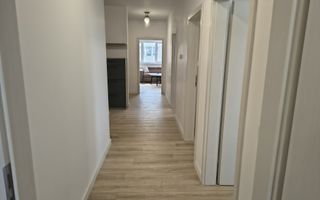 Apartament 3 camere, bloc nou, mobilat și utilat, parcare subterană - Poză 10