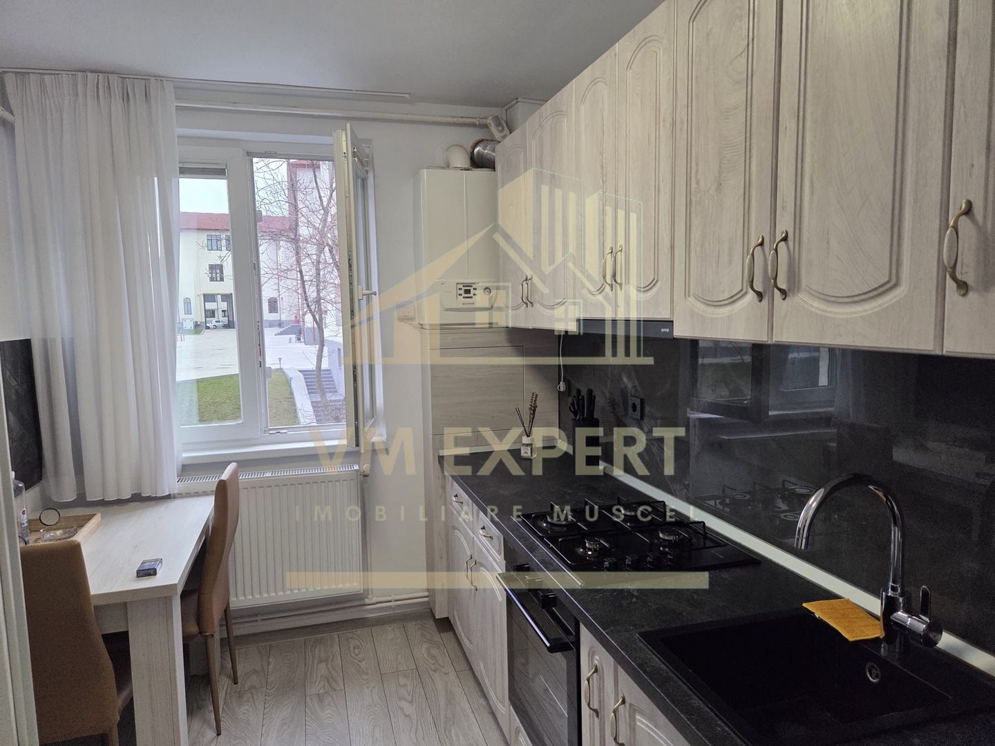 APARTAMENT 3 CAMERE ETAJ 2 CALEA BUCUREȘTI- PITEȘTI - Poză 11