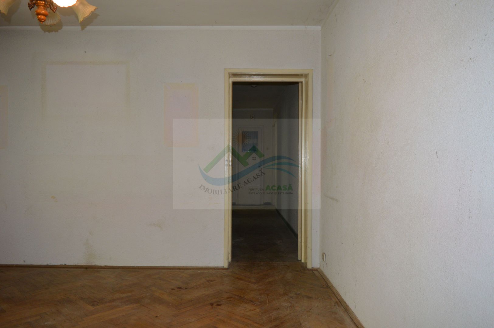 Apartament cu 4 camere Marasesti/Suceava - Poză 6