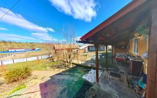 Casa traditionala+ domeniu de 2.900 mp,livada, anexe:refugiu apreciabil Craiesti - Poză 7
