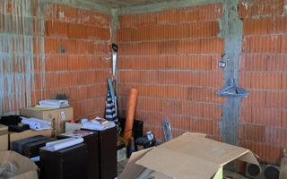 VILA 4 CAMERE, TEREN 787 MP, PISCANI, ARGES - Poză 7