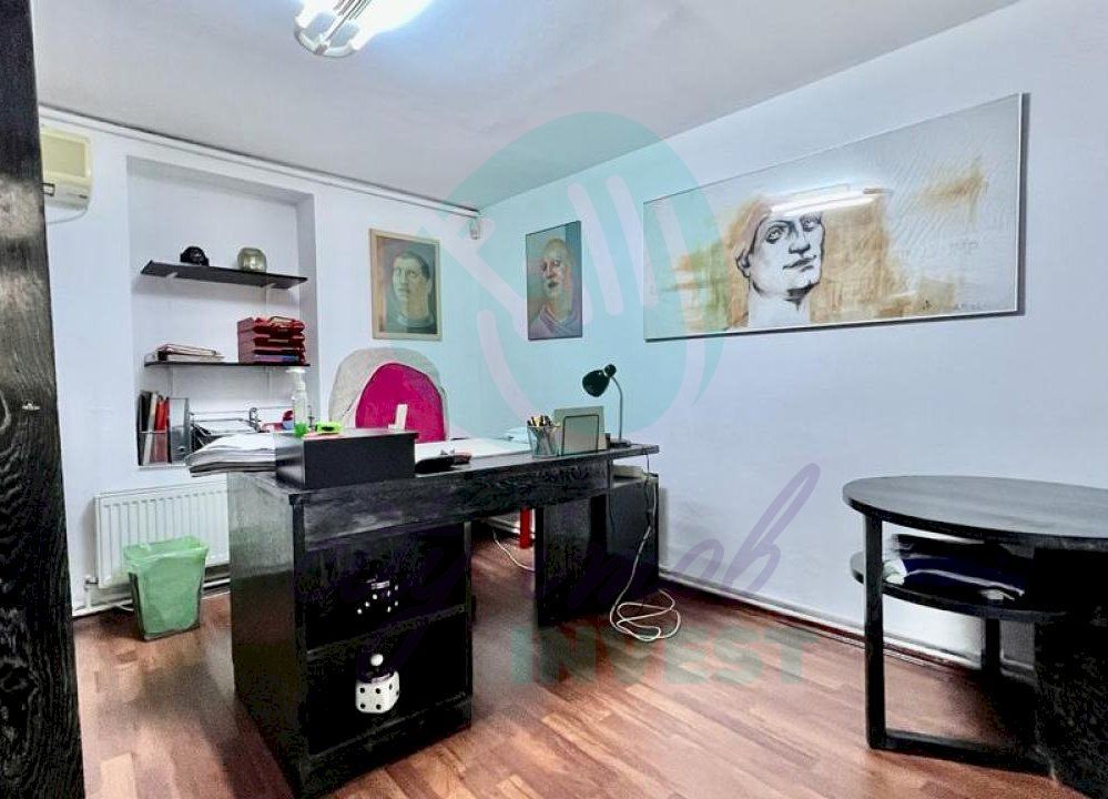 IMOBIL RENOVAT CU CURTE PROPRIE- ROND COSBUC - Poză 9