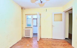 Vanzare apartament 3 camere, decomandat, etaj 2, Gavana - Poză 9