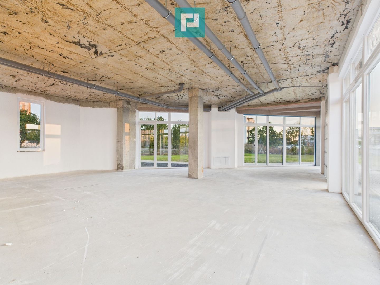 Spațiu comercial 208 mp + 5 parcări, Zona Aradului - Poză 5