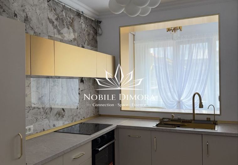 Apartament de lux - Ultracentral - 2 camere - parcare privata - Poză 3