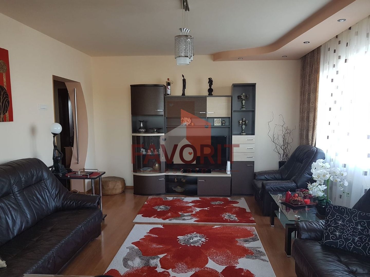 3 camere decomandat | mobilat | zona centrala | 2 bai | etaj 3 | boxa subsol - Poză 3