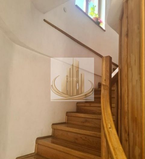 Apartament spațios – ideal locuință sau investiție - Poză 5