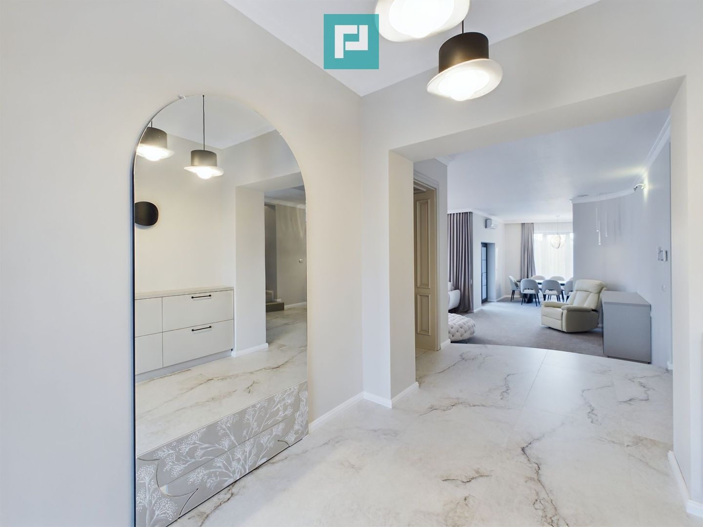 Vilă Premium de Închiriat – confort și eleganță - Poză 23