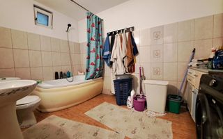 Casa Selimbar, pivnita mare, dormitor la parter - Poză 15