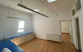 Spatiu de birou -zona strada Cluj/ 4 locuri de parcare - Poză 4