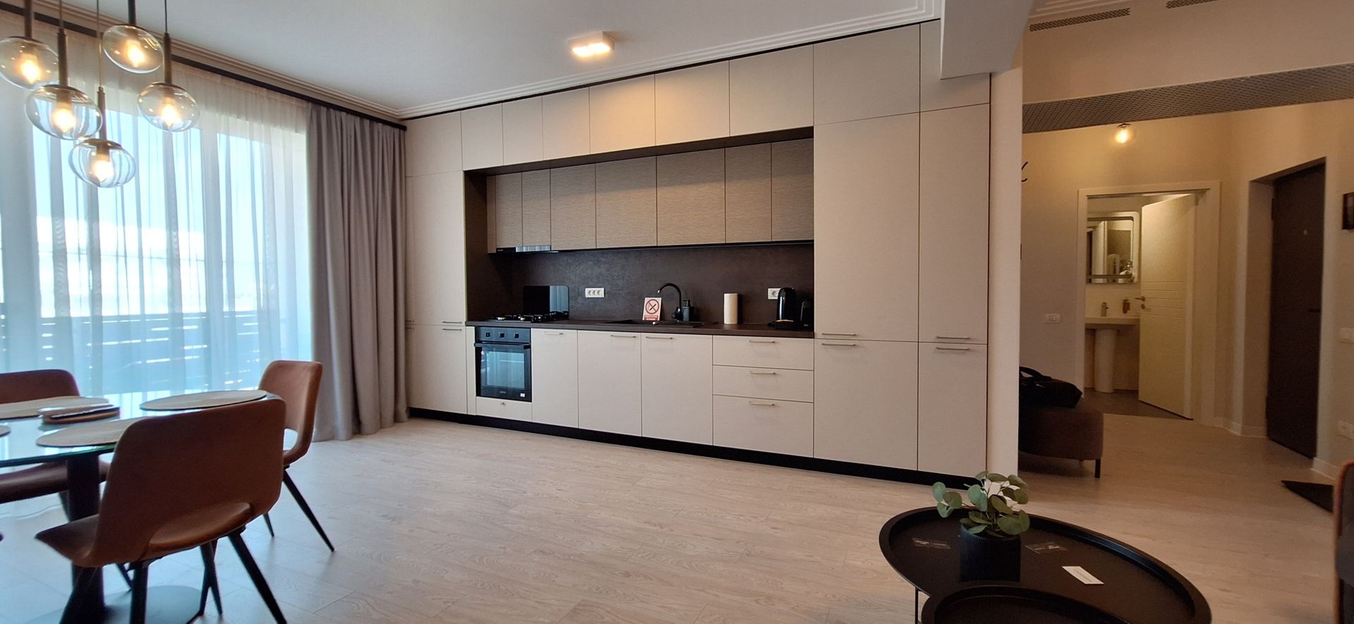 Apartament mobilat si utilat cu 1 loc de parcare - Poză 5