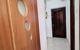 Garsonieră renovată cu vedere spre râu | Splaiul Unirii | mobilată nou - Poză 8