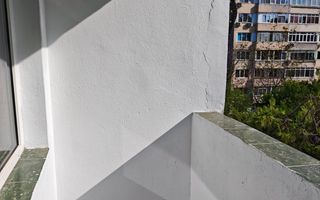 Apartament renovat cu trei camere,  Emil Racovita, 106.000€ - Poză 9