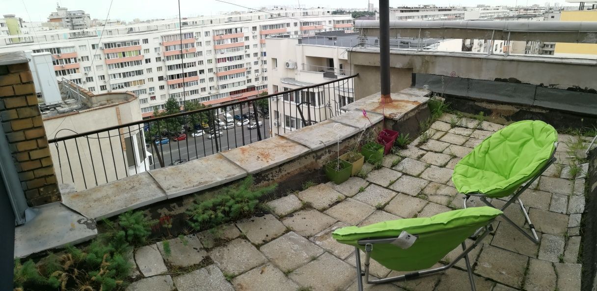 Garsoniera Piata Iancului Metrou Terasa 2 Holuri - Poză 1