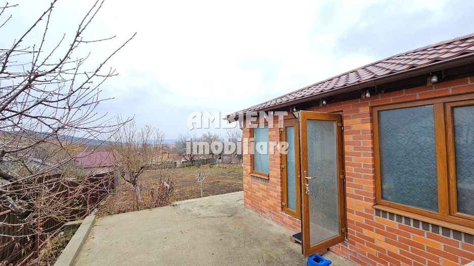 TEREN INTRAVILAN 1.000 mp, zona GURA BUSTEI - Poză 3