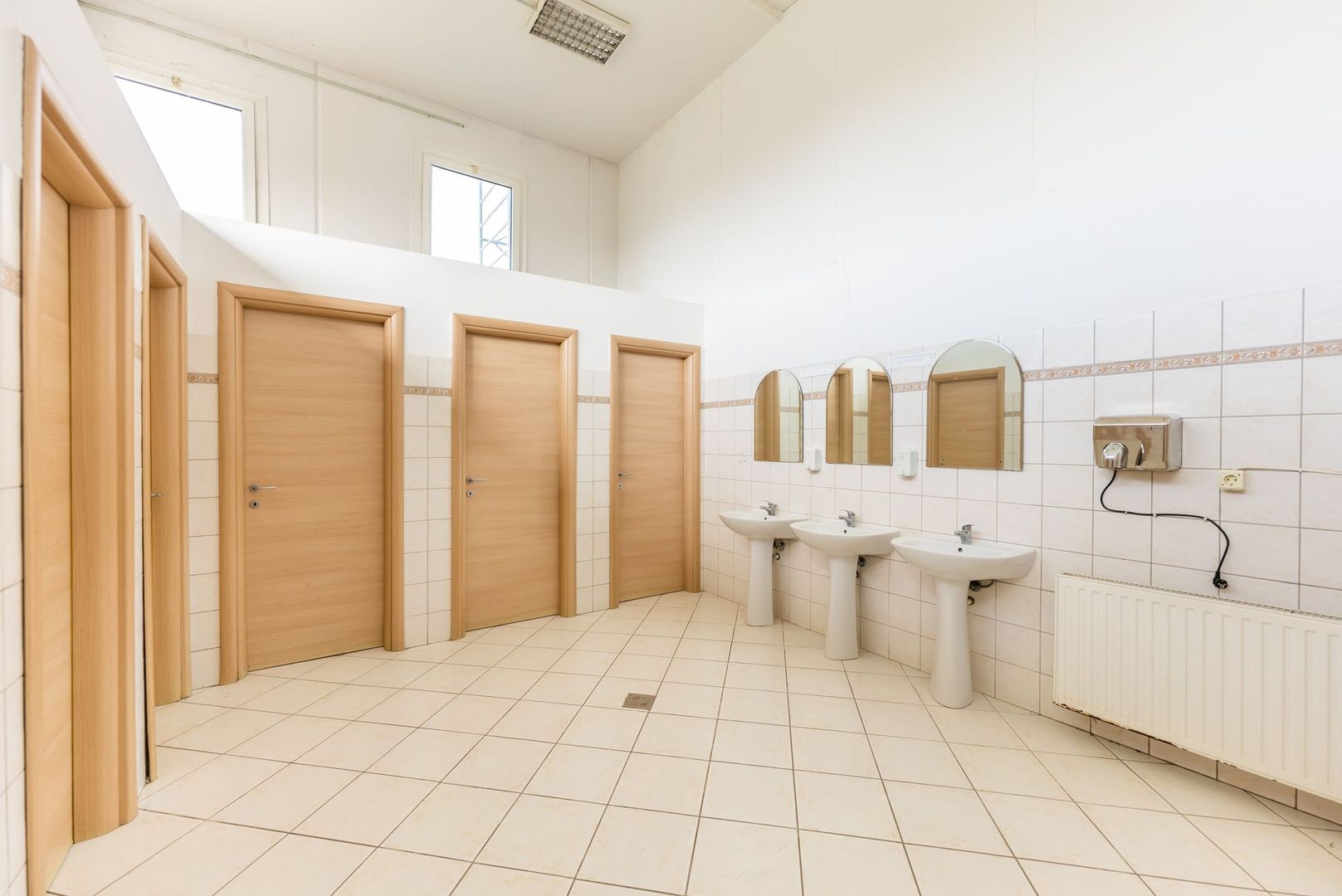 Hală producție în localitatea Sântana - Poză 9