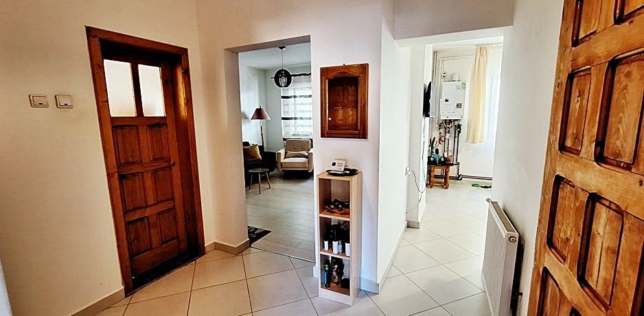 Schei, zona pitoreasca, casa cu 1190mp teren, pret 420000 euro - Poză 18