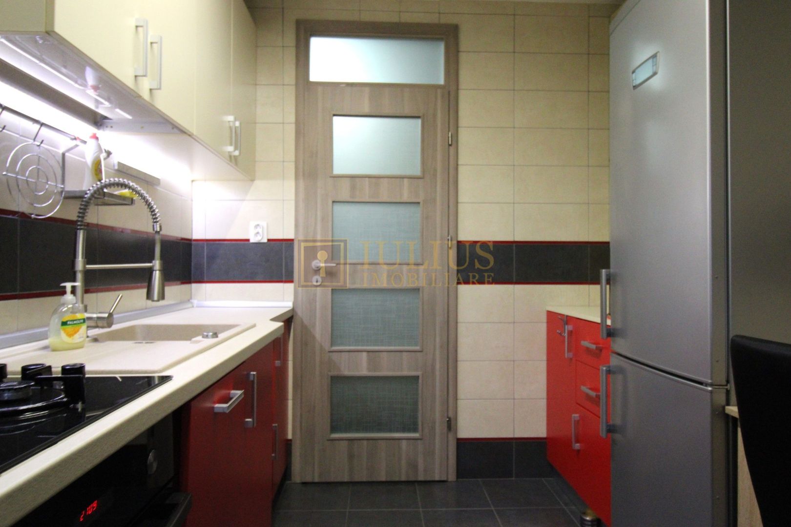Lipovei -3 camere, centrala proprie, garaj inclus - Poză 10