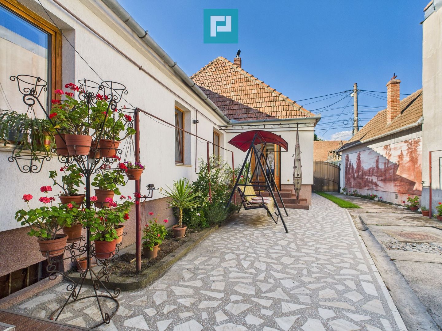 Casă cu 4 camere, curte și atelier mecanic - Sebeș - Poză 14