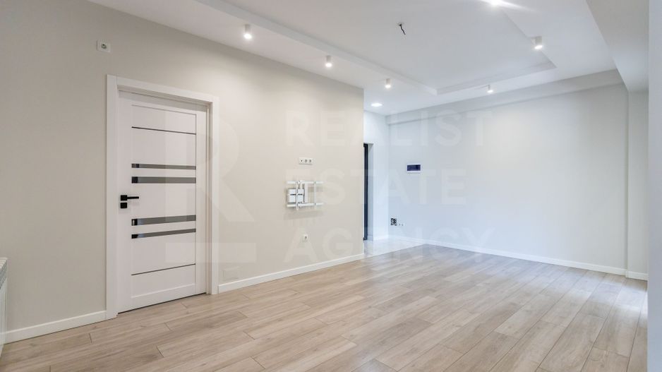 Vânzare, apartament 3 camere, 82.8 mp, str. Nicolae Dimo, Rîșcani - Poză 10