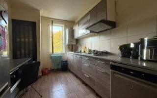 Apartament cu 3 camere decomandat in Gheorgheni (zona Complex Mercur) - Poză 1