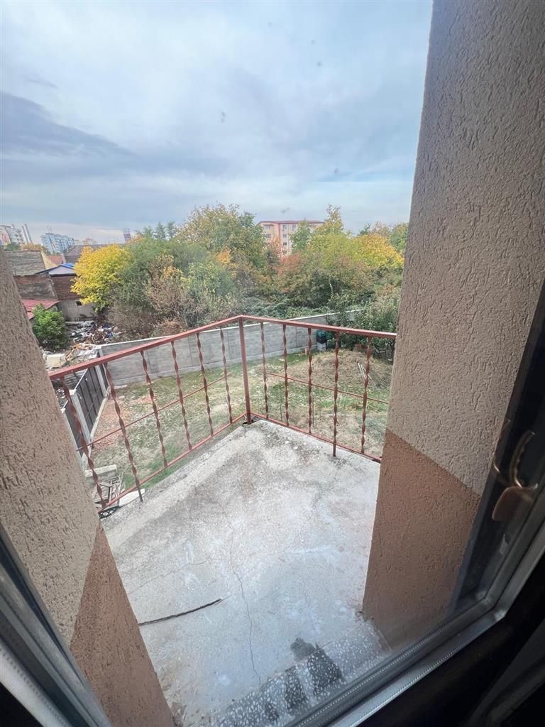 Apartament la vila2 camere decomandat balcoaneCT - Poză 7