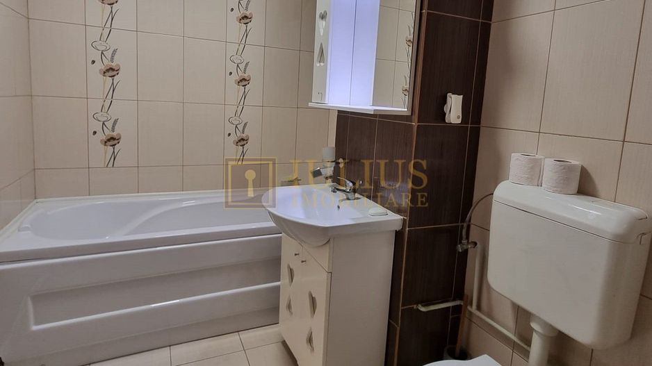 centrală proprie, aer conditionat, zonă liniștită, apartament spațios - Poză 15