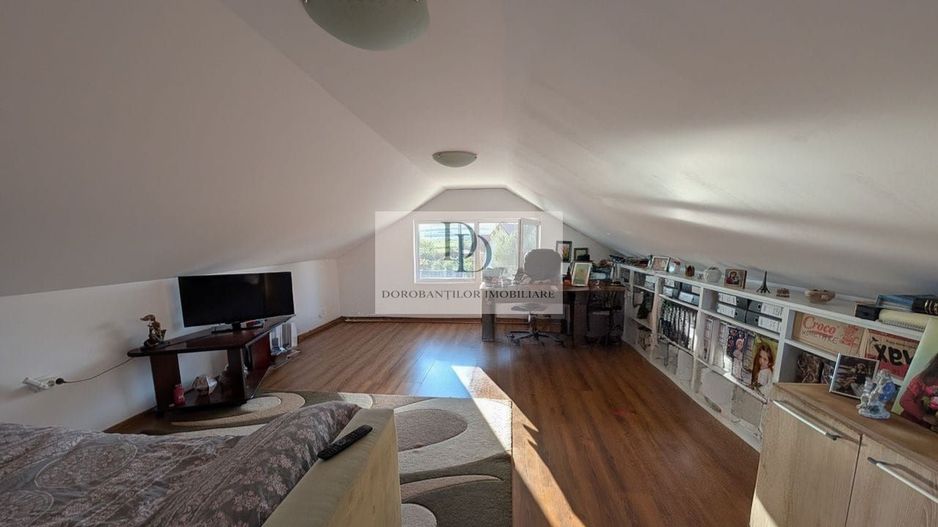 Vanzare 3 case | Teren 1400 mp | Garaj auto + Anexe - Poză 18