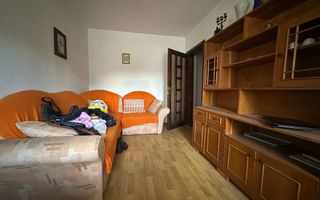 3 camere | etaj 1 | mobilat si utilat | zona excelenta | - Poză 1
