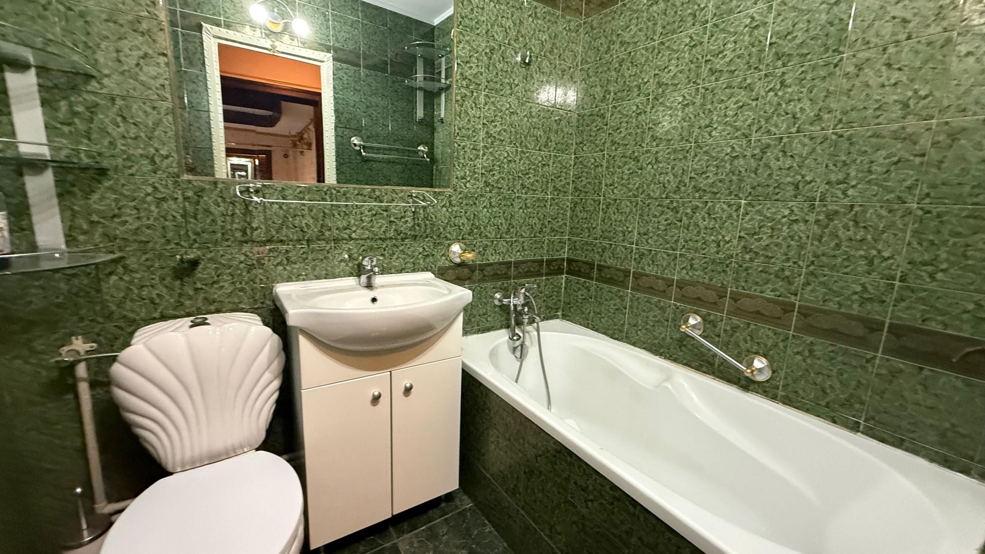 Apartament 3 camere cu centrală proprie Drumul Taberei - Poză 5