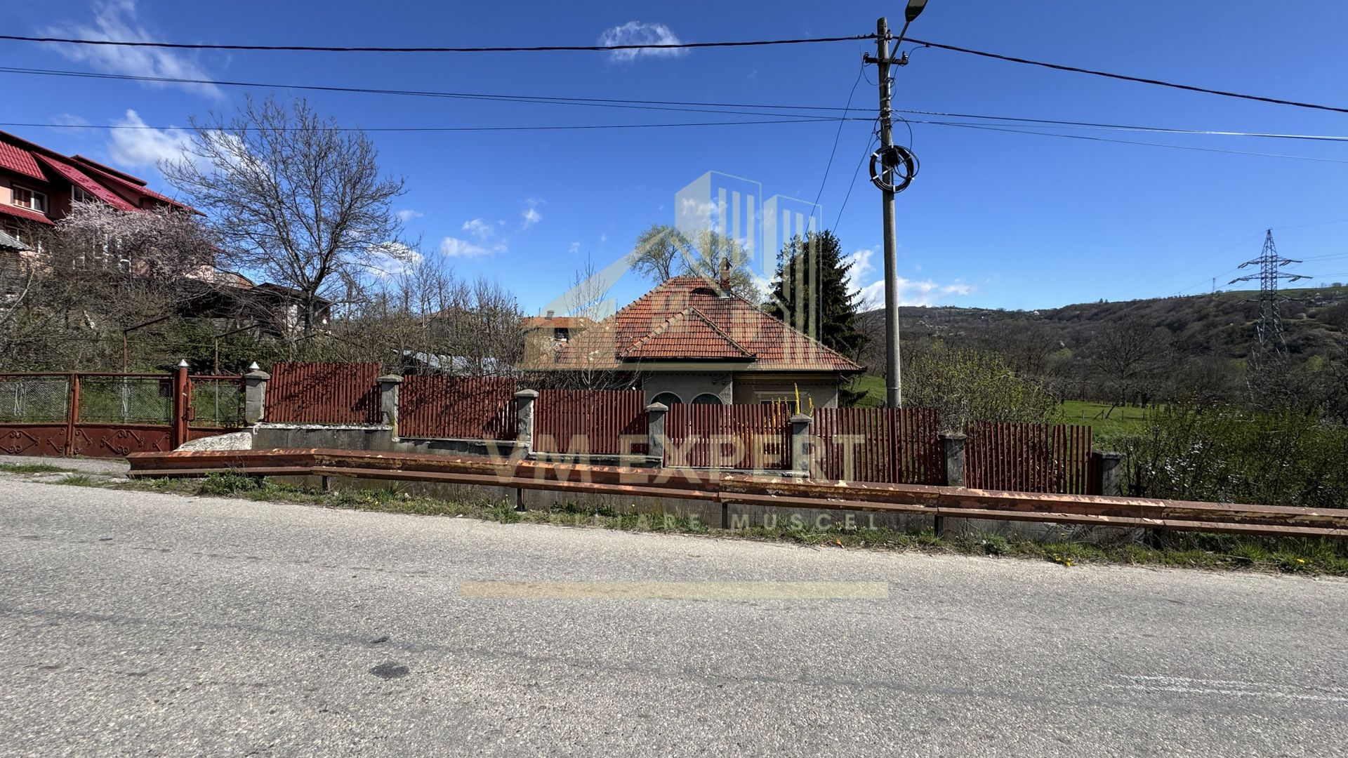 CASA 5 CAMERE TEREN 7500 MP CAMPULUNG - Poză 6