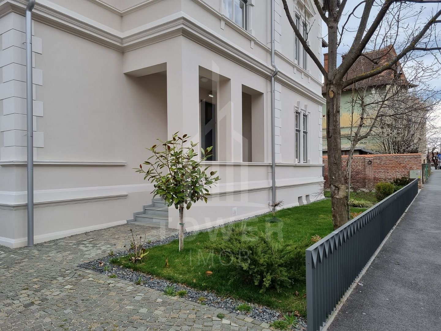 Vilă superbă în centrul Sibiului - Poză 1