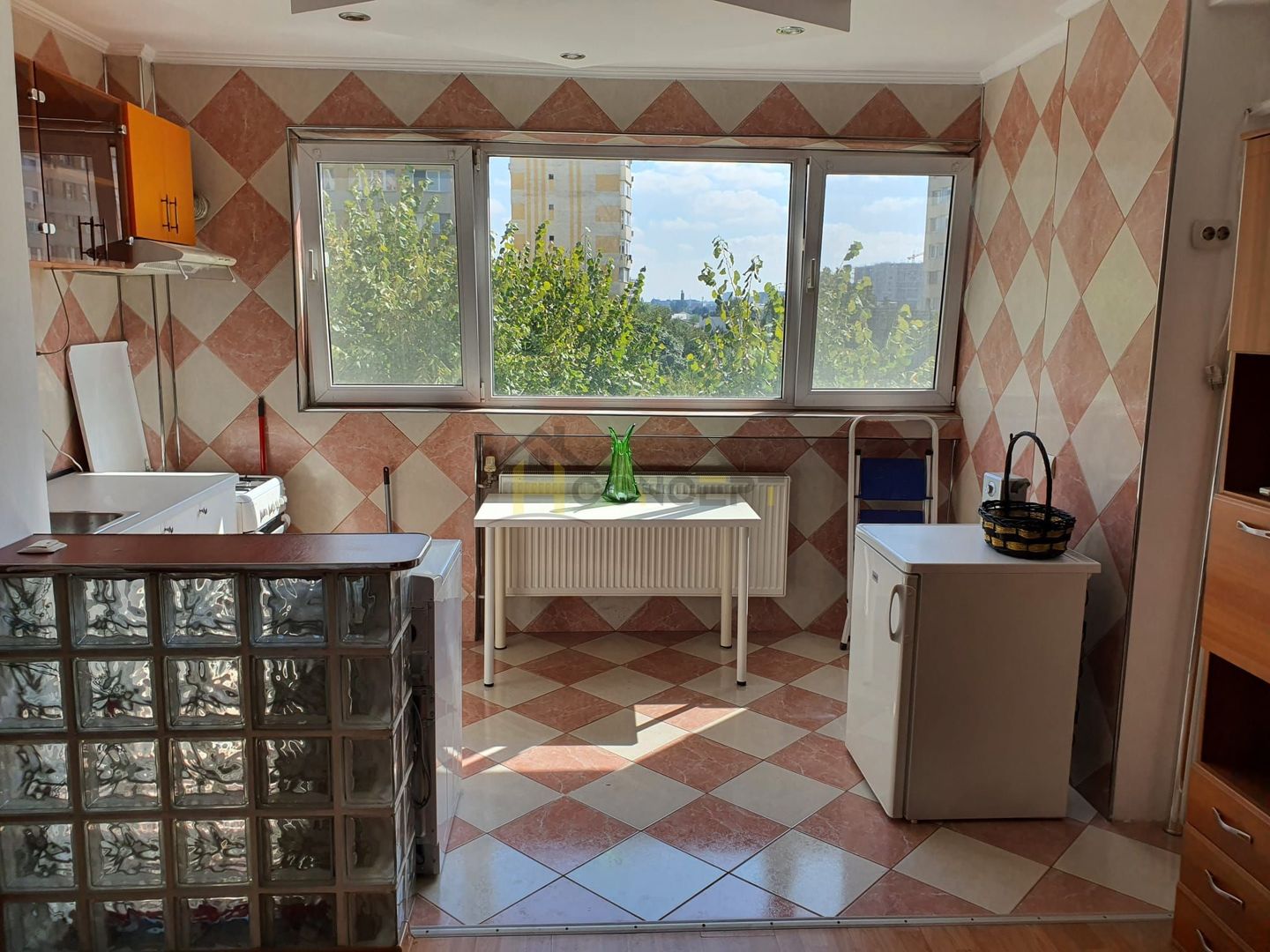 Garsoniera de inchiriat mobilata utilata disponibila imediat - Poză 8