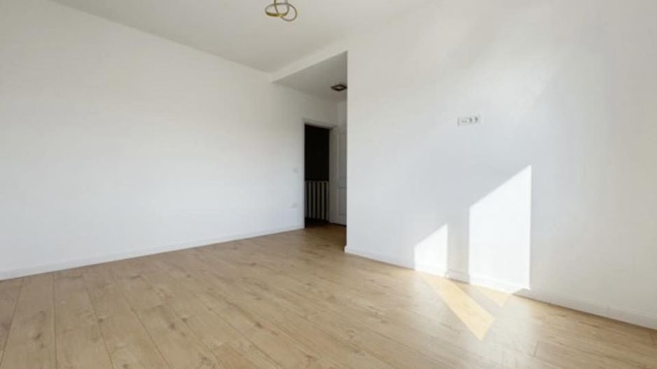 🏡 Duplex modern, 5 camere, 3 băi – Chișoda - Poză 15