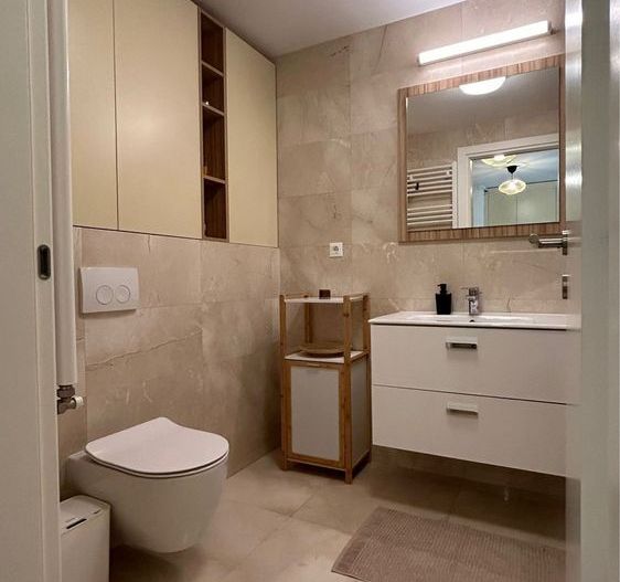 Apartament 2 camere Stefan cel Mare complex C-entral - Poză 2