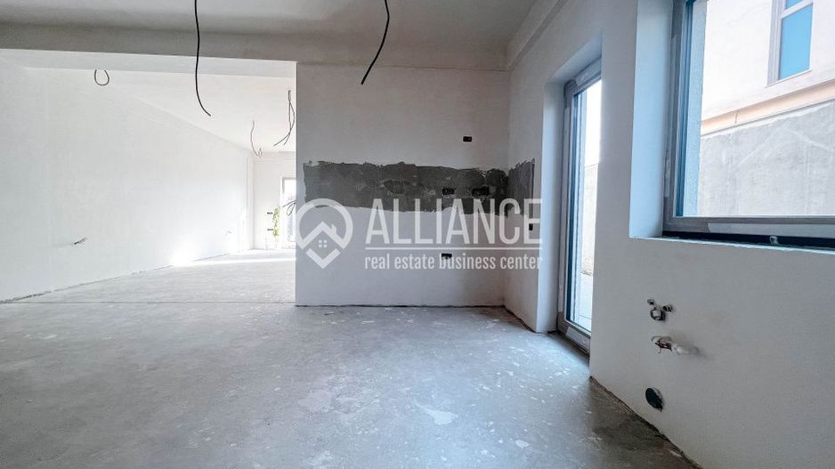 TOMIS PLUS (COD 05)Casa Premium Intr-un Cartier Nou  Liniste, - Poză 9