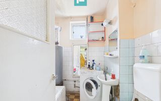 Apartament cu 3 camere zonă centrala în Lipova - Poză 6